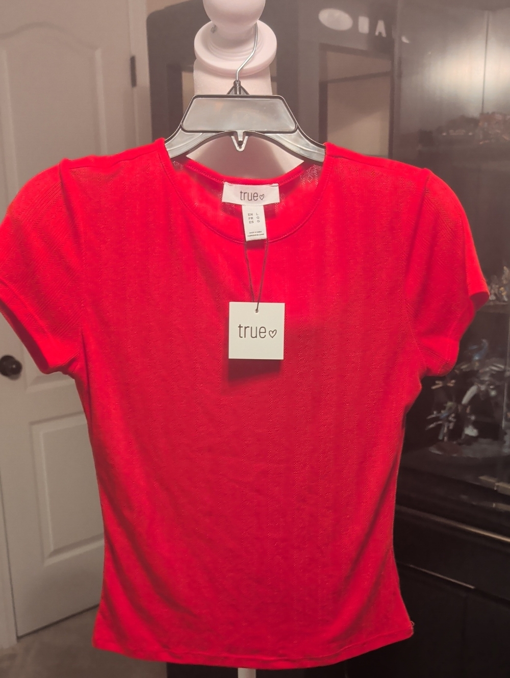🟣 True® Red Crewneck Short Sleeve Tee